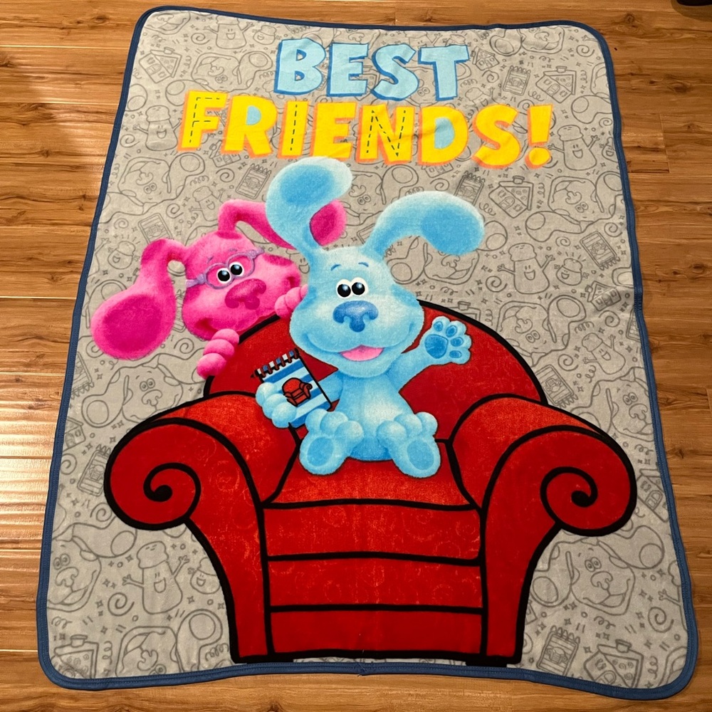 Blue's Clues Red Thinking Chair Throw Blanket